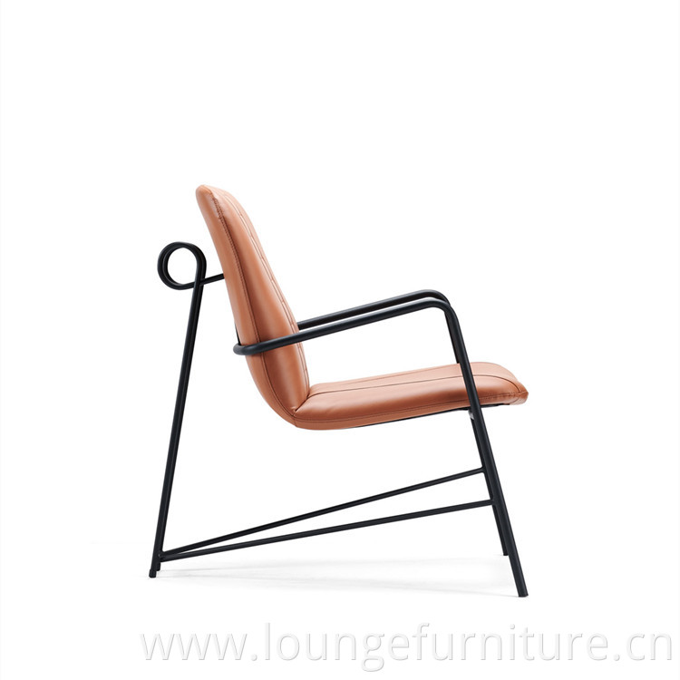 High Quality Italian Simple Design Lounge Chair Living Reclining Soft Lounge Chair